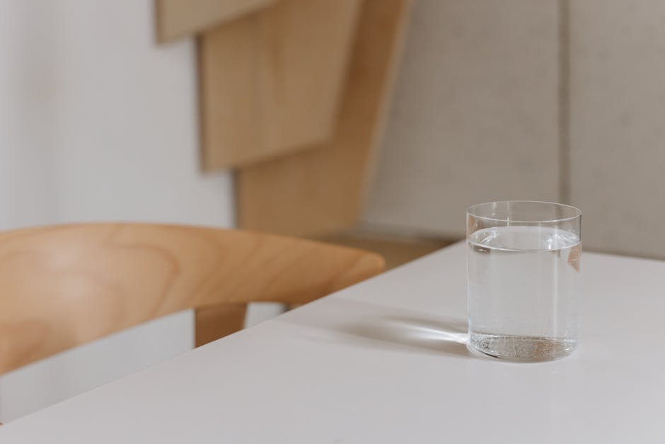 ガラステーブルは風水でNG？5つの化殺テクニックと素材別比較で徹底解説