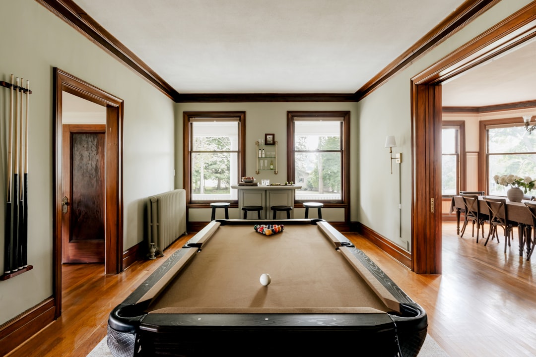 床材の風水｜フローリング・畳・タイルの選び方ガイド